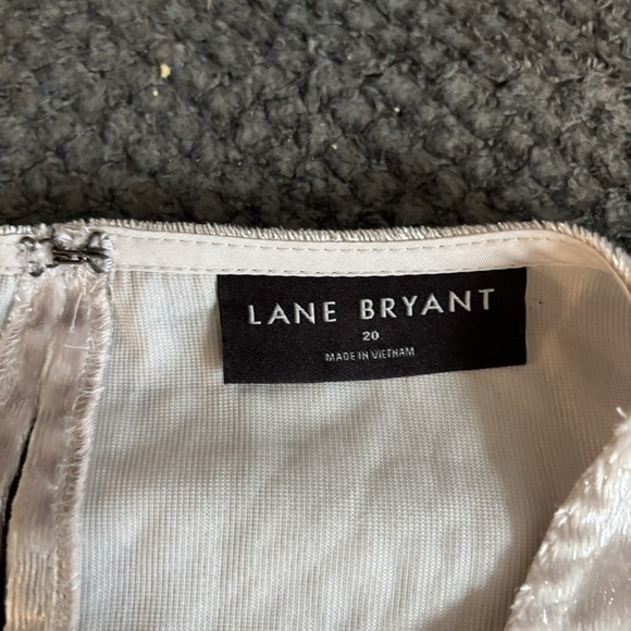 Lane Bryant Gold Metallic Shimmery Top Short  Sleeve‎ Zip Back 20 Holiday Party - Picture 5 of 8